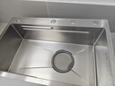 奈田（NTNO）厨房水槽大单槽洗菜盆一体盆304不锈钢加厚5.0压纹耐磨集渣洗碗槽 雅银集渣大单槽+三挡抽拉龙头 68*46cm【台控下水-加厚5.0】 实拍图