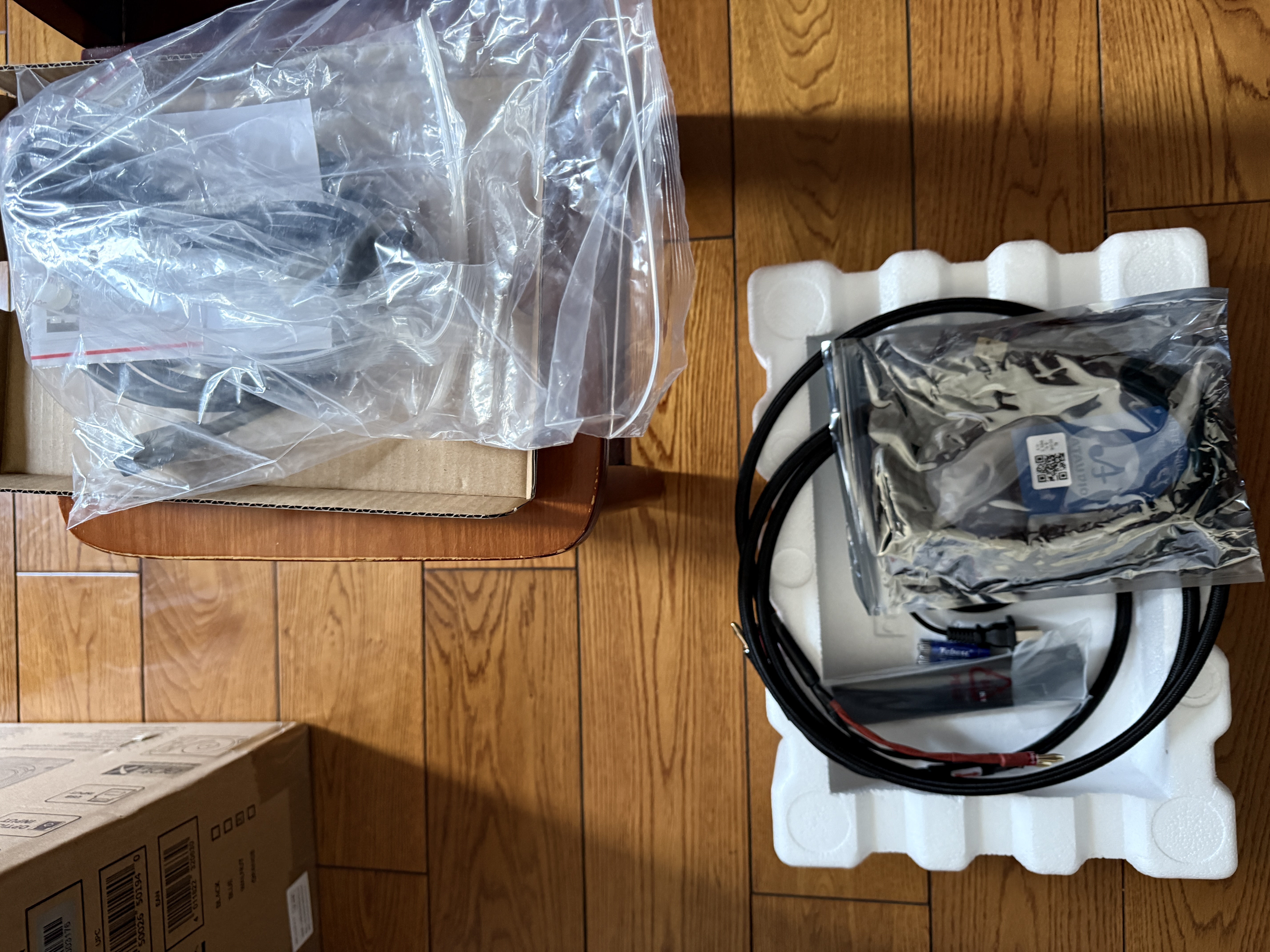 意力（ELAC）CONNEX DCB41发烧级桌面音箱有源HiFi音响电脑音响USB接口高保真蓝牙音响 胡桃色一对 实拍图