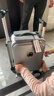 爱尔威（Airwheel）电动行李箱可骑行智能拉杆箱可坐可代步20英寸登机箱 豪华版一银 实拍图
