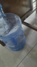 拜杰水桶手提式纯净水桶户外塑料茶水桶饮水桶矿泉水大桶储水桶大容量 19L 【加厚PC全新料】+1个备用盖 实拍图