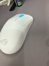 ROG龙鳞Ace Mini 无线三模游戏鼠标 AimPointPro光学传感器 专业电竞手型 支持无线8K轻量化49g月耀白 实拍图