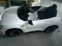 星辰皓奥迪儿童电动车四驱汽车遥控四轮宝宝玩具车可坐人童车RSGT 白色+四驱+遥控+摇摆+皮座+软轮 实拍图