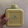 STANLEY不锈钢大容量运动水壶轻量便携简约斜挎水杯739ML柚黄新年礼物 实拍图
