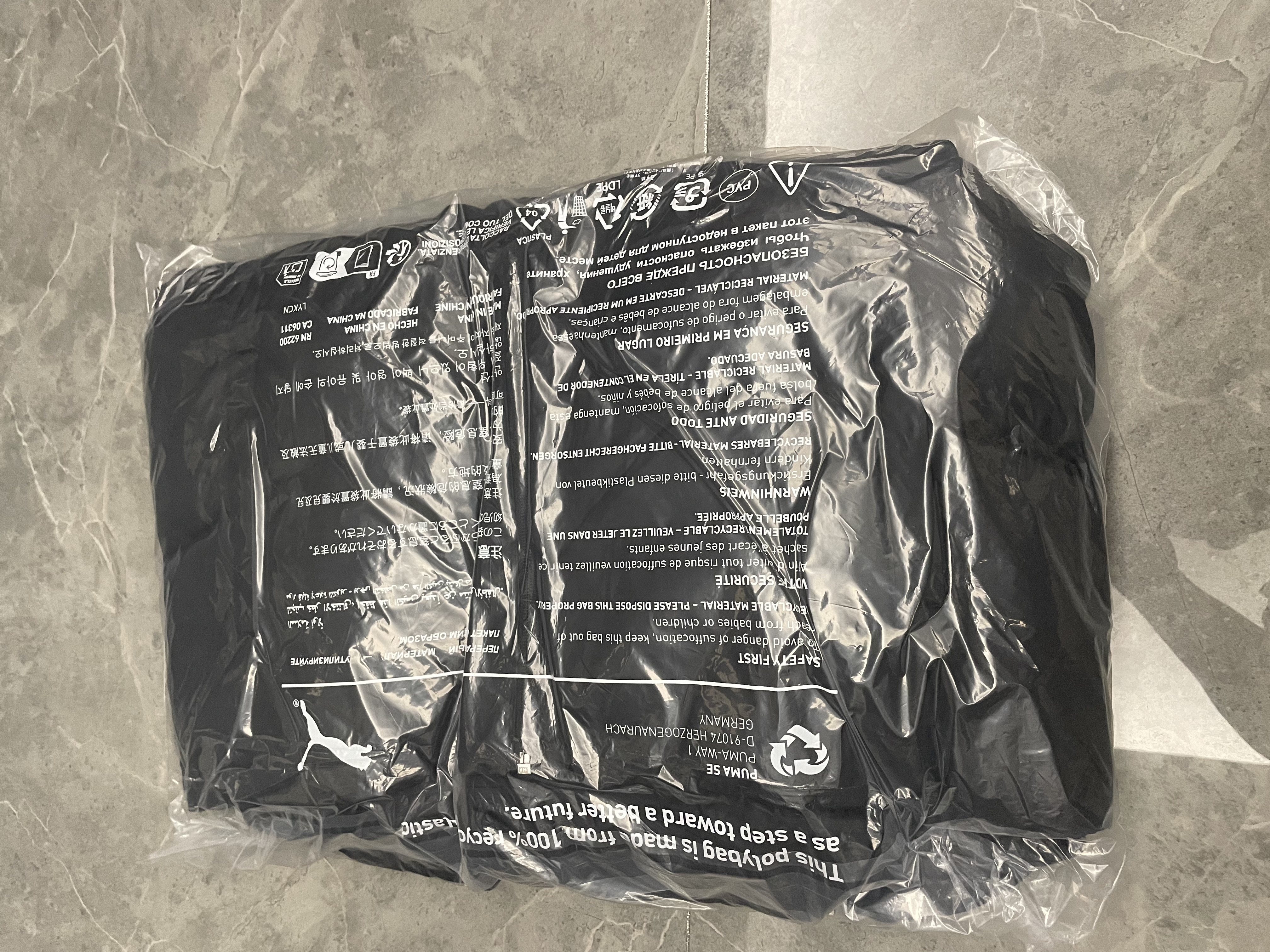 彪马（PUMA）防风拒水80绒羽绒运动背心男女新款冬保暖马甲692781 黑色-01 L (180/100A) 实拍图