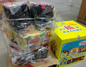 GEMEZ印尼进口小鸡幸运盲盒方便面休闲零食儿童礼盒36包入（随机赠品） 实拍图