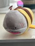 网红小鲨bee搞怪创意毛绒公仔抱枕生日情人节礼物鲨鱼蜜蜂玩偶 鲨鱼&Bee 23厘米 实拍图