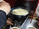 荣事达（Royalstar）章丘手工锻打铁锅圆底老式炒锅无涂层不粘炒菜锅燃气灶无盖36cm 实拍图