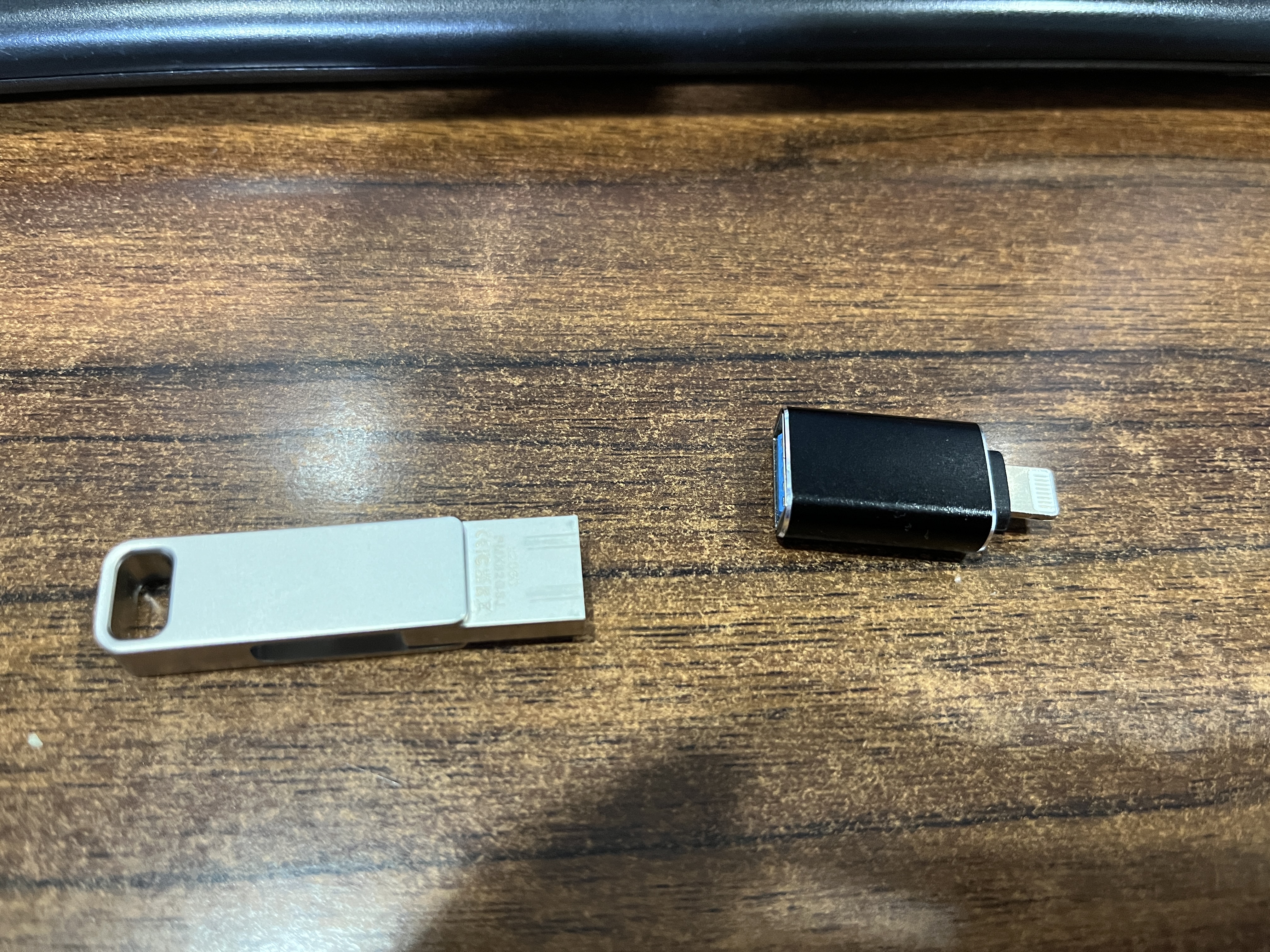 惠普32GB Type-C USB3.2 Gen1U盘加苹果lightning转接头 手机电脑U盘x206c 全金属双接口 学习办公优盘 实拍图