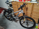 凤凰儿童自行车6-12岁自行车学生12-18岁大童山地自行车双碟刹带减震 银白色-变速辐条轮-带后座架 22寸（适合身高140-155cm） 实拍图