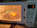 美的（Midea）变频小清新微波炉 液晶屏幕 磨砂面板 小型20L家用 匠心工艺（PM2002） 实拍图
