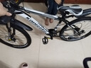 金武端自行车成人山地车公路赛车单车骑行变速超轻越野中学生初中青少年 旗舰版-辐条轮-黑白色 24寸21速 实拍图
