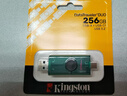 金士顿（Kingston）256GB Type-C USB3.2 双接口U盘 DTDEG2 大容量办公车载优盘 适用于安卓苹果手机平板电脑 实拍图