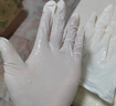 英科医疗（INTCO）一次性手套丁腈手套100只小码加厚餐饮丁晴白色食品级橡胶手套 实拍图
