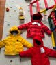 保姆鹅 儿童羽绒服短款连帽聚暖童装男女童防风御寒加厚外套冬[NG2860] 新年红 130 实拍图