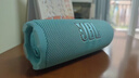 JBL FLIP7 音乐万花筒七代 便携式蓝牙音箱 防水防尘设计 多台串联 赛道扬声器 送朋友礼物 天蓝色 实拍图
