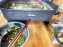美的（Midea）火锅专用锅 电火锅 烤鱼锅6分钟速沸电锅一体多功能锅电煮锅火锅锅 8L大容量 HGE383051 实拍图