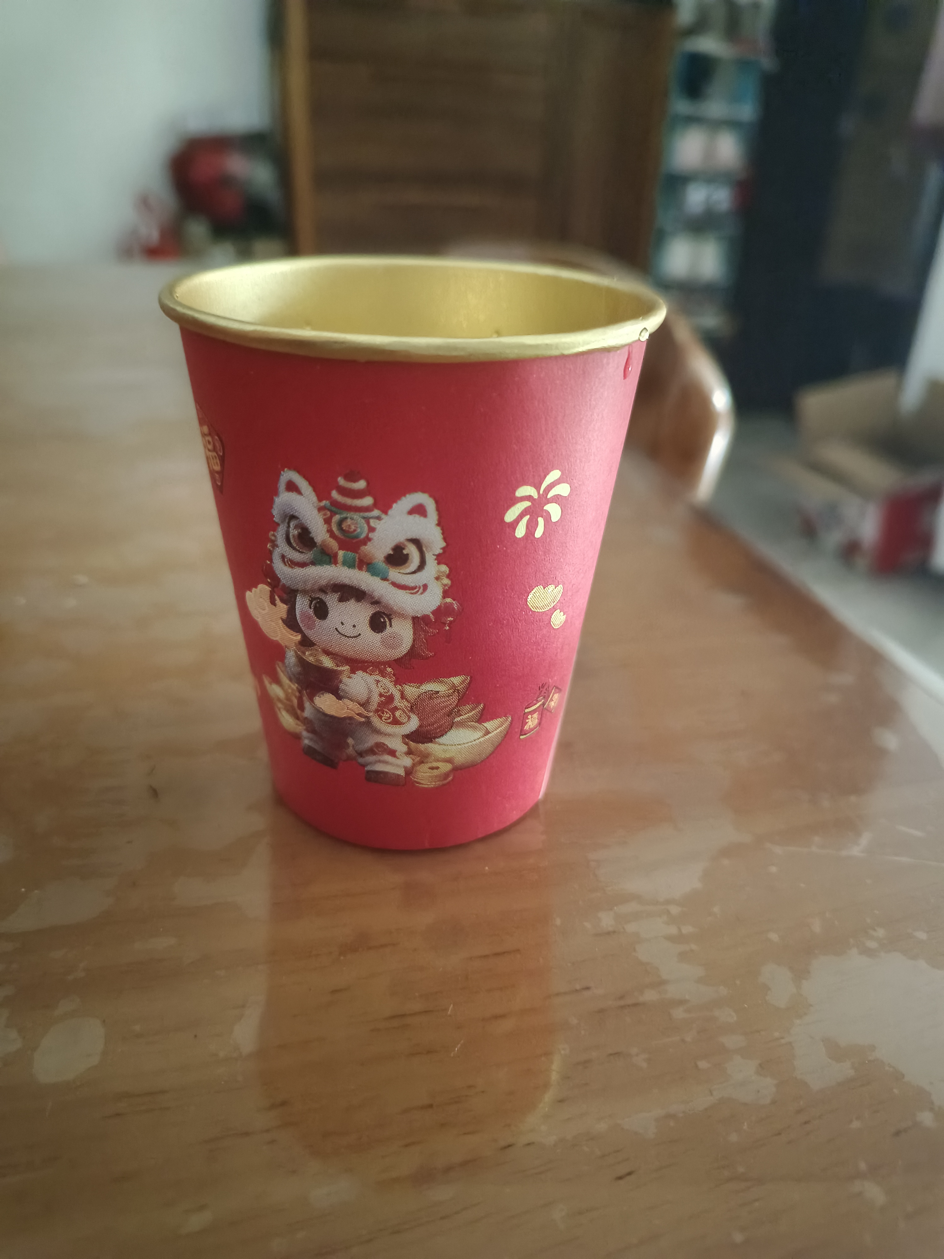 2026马年纸杯一次性杯子水杯高档加厚家用新年春节聚餐220ml 金马送福金箔款【240ml】 热卖【100只】 实拍图