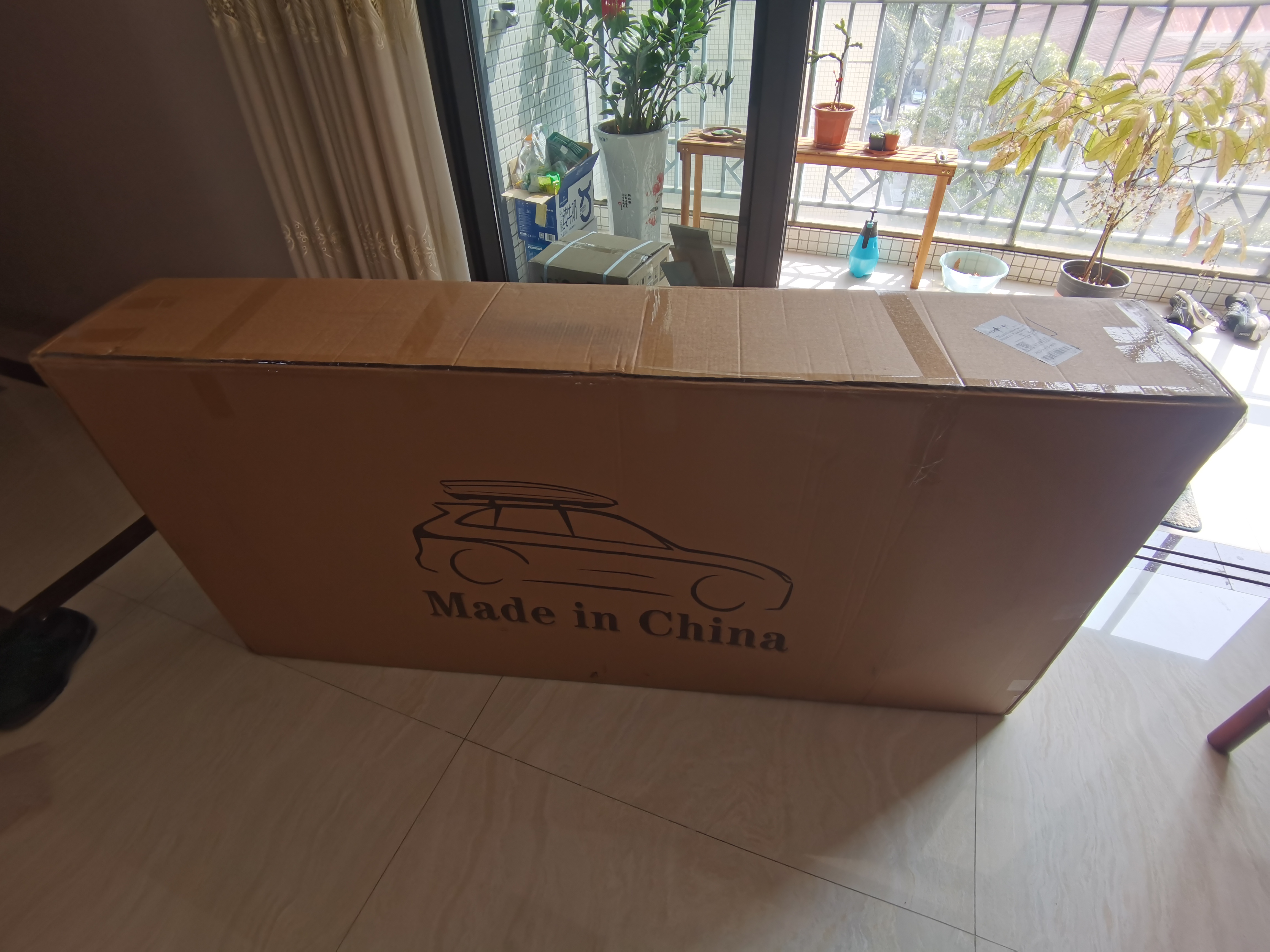 MIIKKE汽车车顶行李箱suv通用轿车超薄扁平车载车顶旅行箱大容量易安装 双开580L黑/白/灰+静音横杆 实拍图