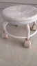 【京喜甄选】椅子万向轮美缝凳子带轮旋转擦地矮凳美甲修脚凳滑轮 儿童凳-米白色款 实拍图