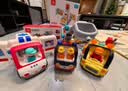 汇乐玩具（HUILE TOYS）救护车婴幼儿童玩具车交警车工程车1-3岁宝宝玩具男孩生日礼物 工具卡车+工程车队（颜色随机） 实拍图