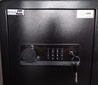 欧奈斯ONNAIS保险柜家用小型25cm办公密码WIFI保险箱防盗指纹入墙报警手机智能新款商用保管箱床头全钢保管柜 40cm尊贵黑电子密码（远程授权） 实拍图