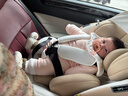 初婴贝儿童安全座椅汽车用0-4-12岁婴儿宝宝车载可坐可躺i-Size通风加热 悦享版金+通风加热+支撑腿+遮阳棚+175°躺 实拍图
