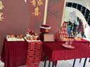 琉礼爵 订婚布置全套 背景板订婚宴新中式kt装饰布置订婚摆件摆台用品 【2.5米】拍照包+摆件八件+糕点架+彩礼箱+花艺套装 实拍图