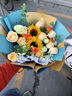 艾斯维娜鲜花速递向日葵混搭花束生日礼物全国同城配送 向日葵香槟韩式花束 实拍图