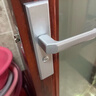 虎顿（HOTUN）卫生间门锁家用通用型浴室把手锁具厕所洗手间铝合金单舌L05银色 实拍图