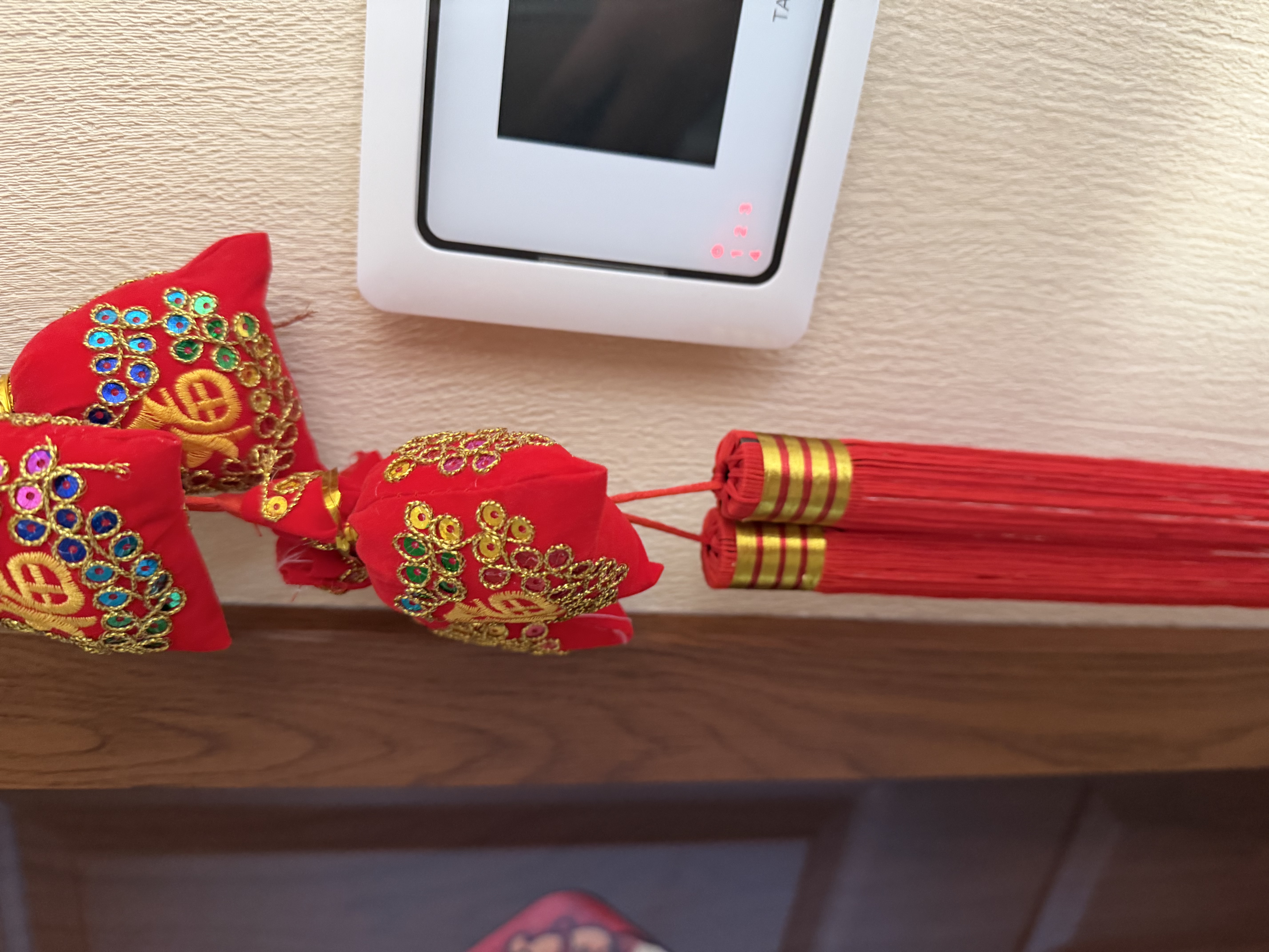 中缘结喜庆串刺绣福袋挂饰中国结特色家居工艺品喜庆乔迁用 刺绣福袋16头（一串） 实拍图