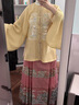 重回汉唐溶溶月竖领对襟袄马面裙套装原创明制汉服女款秋冬款 浅黄色竖领对襟袄/预售 付款60天内发货 L 实拍图