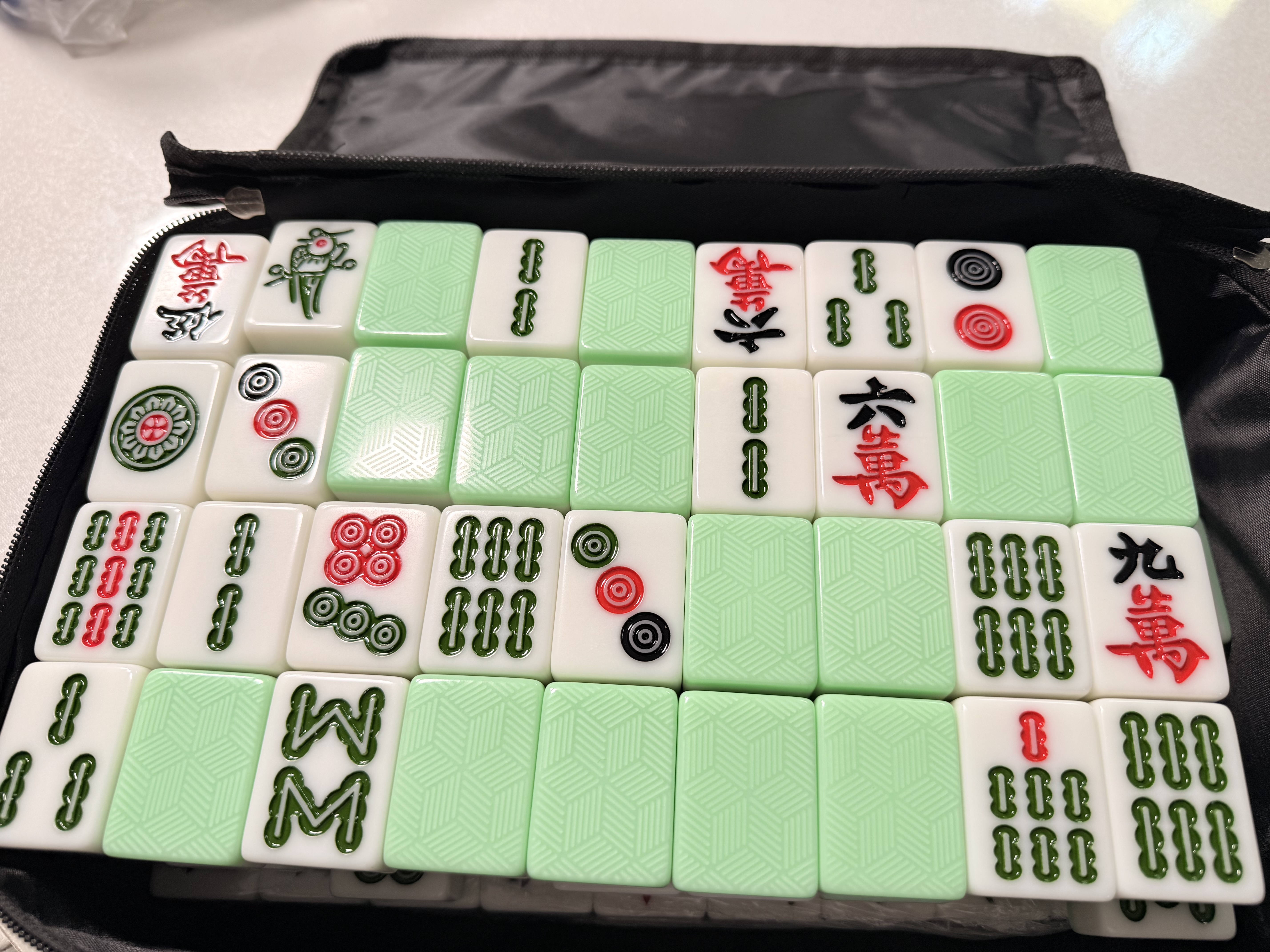 华圣麻将牌家用手搓42mm礼物送长辈144张翡翠双玉色麻将牌桌布H-065 实拍图