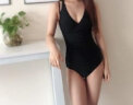 速比涛（Speedo）时尚连体泳衣女双肩带性感露背修身显瘦海边度假泳装 黑色 36 实拍图