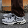李宁扶摇2.0 丨山系缓震回弹轻量跑步鞋男鞋慢跑鞋透气稳定支撑运动鞋 【扶摇2.0】银色/灰色ARXU001-5 41.5 实拍图
