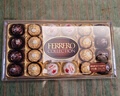 费列罗 榛果巧克力礼盒 3种口味24粒259.2g 零食 糖果 年货礼盒 实拍图