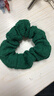 新款奶油泡芙大肠发圈女简约复古褶皱头花头绳丸子头皮筋气质发饰 绿色奶油褶皱发圈 实拍图