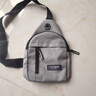 运动跑步包男休闲斜挎包手机包防泼水健身包女单肩包 灰色 实拍图
