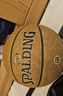 斯伯丁（SPALDING）篮球飞行员06十字型防尘吸湿皮料室内外通用7号成人青少年77-739Y 实拍图