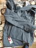 迪卡侬（DECATHLON）硬壳冲锋衣男女春秋登山防风防水单层夹克风衣运动外套MH500 男款-拿铁色-亚洲版 加内胆选大一码 L 实拍图