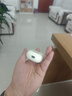 有色（yoose）剃须刀迷你便携合金电动刮胡刀旋转式 男士情人节实用礼物送男朋友老公胡须刀礼盒 MINI 2.0亚麻白 实拍图