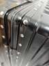 欧遥高颜值铝框行李箱可坐人男女学生潮流大容量拉杆箱加厚密码旅行箱 黑色【铆钉加固铝合金款】 24英寸 【商务出差，轻便顺滑】 实拍图