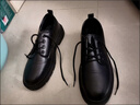 阿猫顿 厨师鞋男防滑防水厨房男士小黑鞋工作上班皮鞋男百搭风小皮鞋男 黑色基础款 42 实拍图