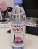 依云（evian）法国原装进口  高端天然矿泉水原味弱碱性饮用矿泉水中文整箱装 正品行货330ml*24瓶*6箱硬瓶装 实拍图
