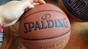 斯伯丁（SPALDING）篮球5号室内外耐磨兼用五号PU材质青少年儿童篮球77-476Y5 实拍图