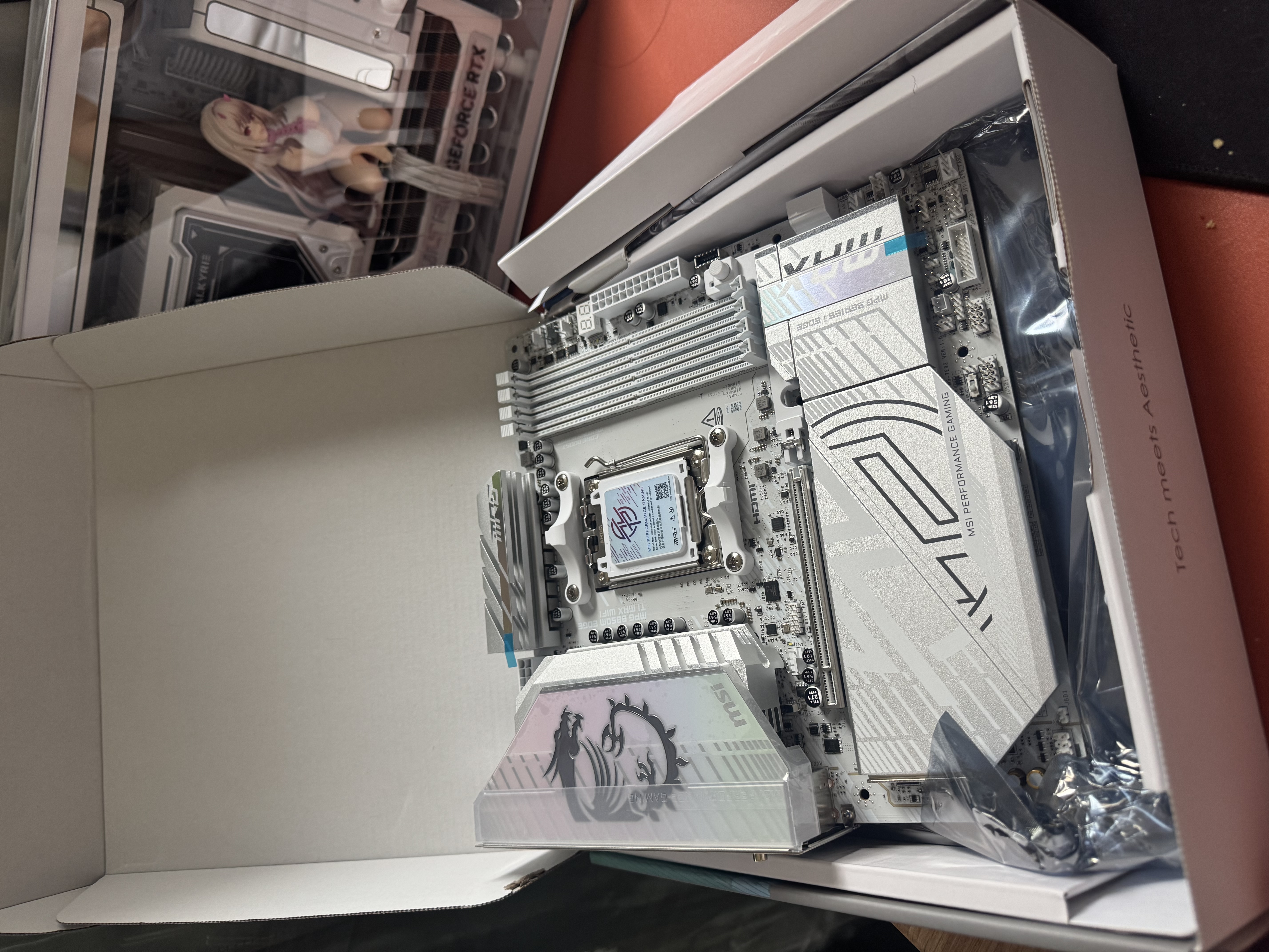 微星（MSI）MPG X870I EDGE TI EVO WIFI 刀锋主板 支持CPU 9950X3D2/9800X3D/9850X3D(AMD X870/socket AM5) 实拍图