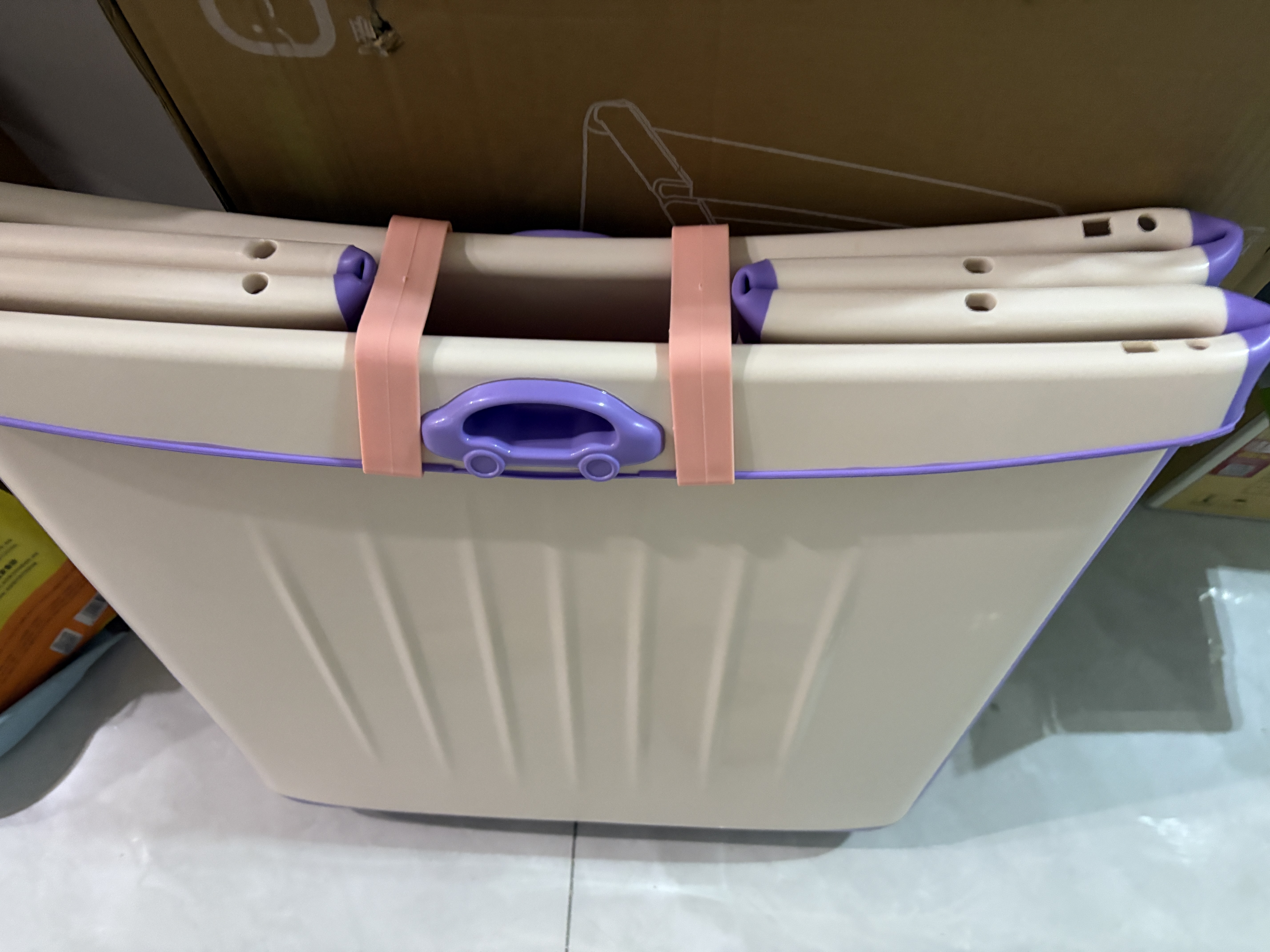 奔麦婴儿游泳桶儿童泡澡桶宝宝洗澡盆桶可折叠沐浴桶家用加大加高女孩 【立式折叠】粉+浴凳(送礼包) 实拍图