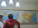 2026年中国地图世界地图挂画仿红木挂杆大尺寸无拼接加厚铜版纸地理挂图墙贴学生教学商务办公室教室中国挂图装饰墙画 【1.2*0.9m套装】中国世界地图无激光笔 实拍图