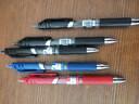 得力（deli）S01中性笔签字笔 0.5mm子弹头经典办公按动笔水笔  S01升级大容量长续航混色5支/盒 33881S 实拍图