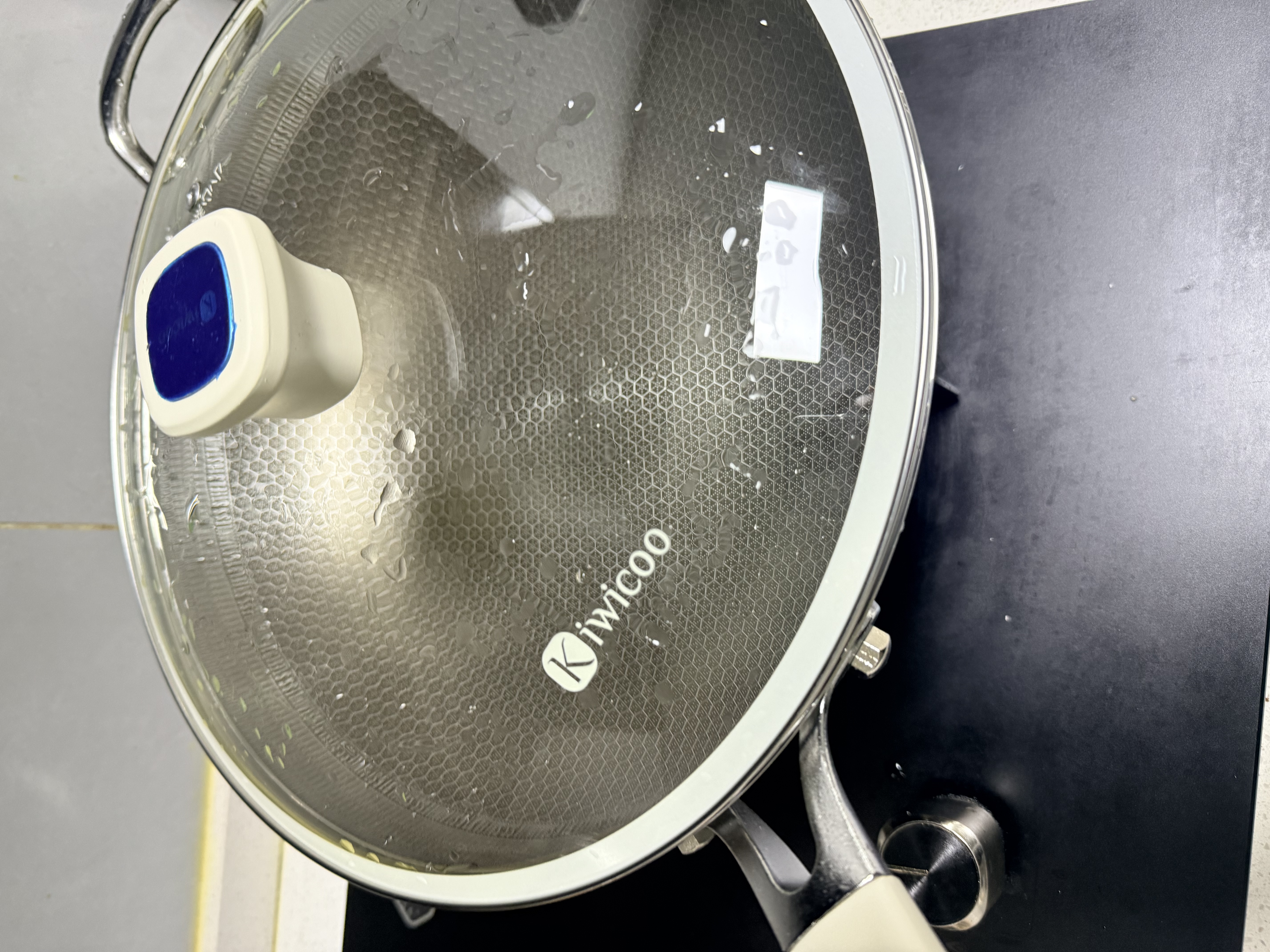 KIWICOO有钛无涂层不粘锅炒锅家用不锈钢平底炒菜锅电磁炉燃气灶专用 钛金不锈钢炒锅带侧耳 32cm 实拍图
