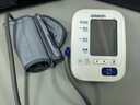 欧姆龙（OMRON）电子血压计血压仪家用医用 大屏背光高精准老人U30 38节礼物 实拍图